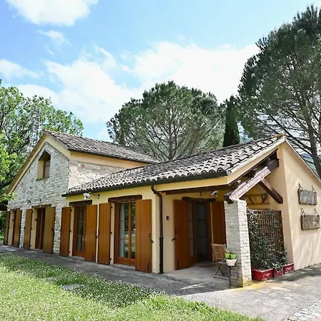 Villa al Furlo con Idromassaggio-3
